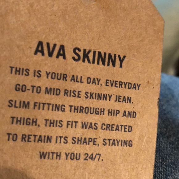 Lucky Brand Ava Jeans - Picture 7 of 8